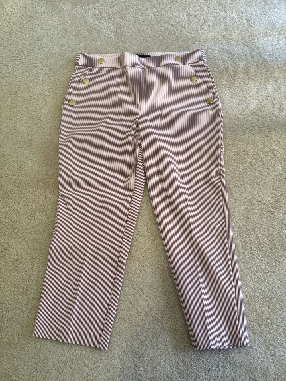 Large Jules & Leopold maroon & white Pinstripe Cropped ankle pants Gold Buttons
